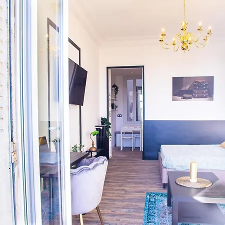 Proximite Centre Fac Avec Vue דירה טולון