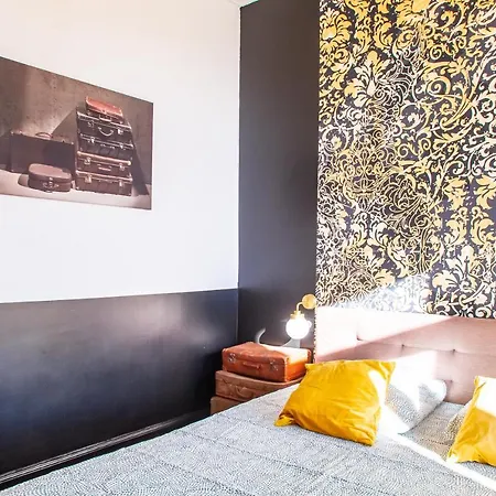 Proximité Centre/fac Au Calme Avec Vue Appartement Toulon